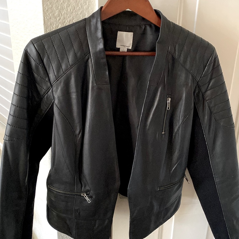 Halogen women’s moto leather jacket. Great condition. Like new.